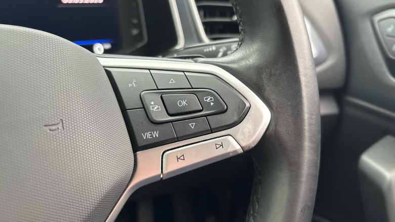 Volkswagen T-Roc 2.0 TSI 4MOTION Style 5dr DSG Petrol Hatchback